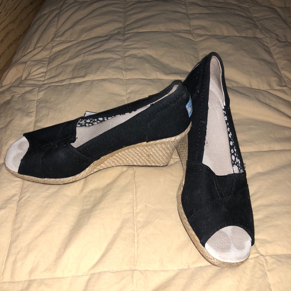 Toms wedges women’s size 7